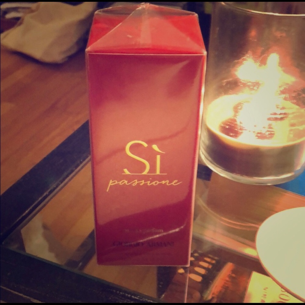 NIB Giorgio Armani Si Pasione